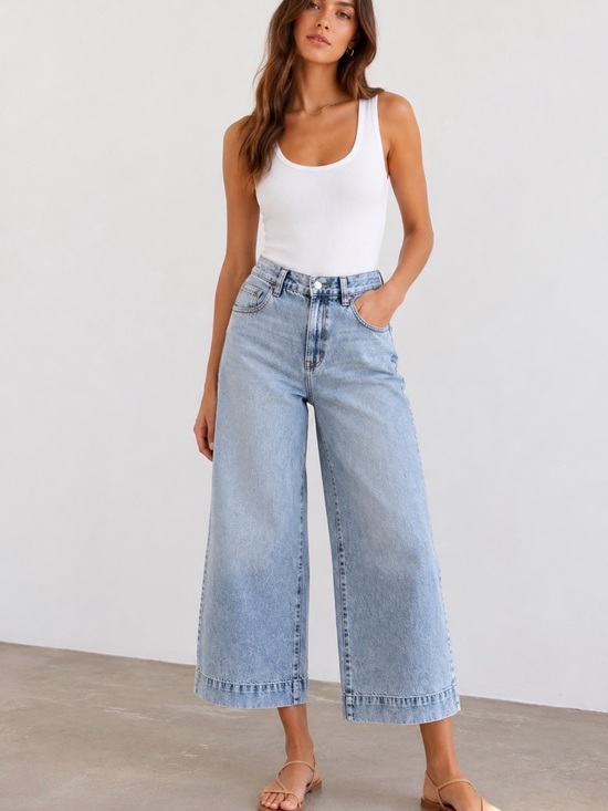 Habitual Denim - NWT Habitual Pacific Wide Leg Cropped Jeans Size 4/27 High Rise Light Wash Denim
